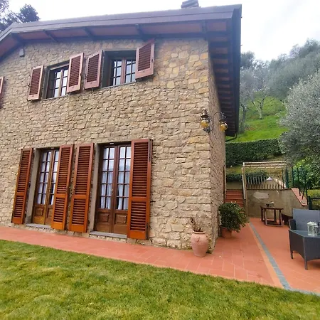 Villa Camelia Tuscany *
