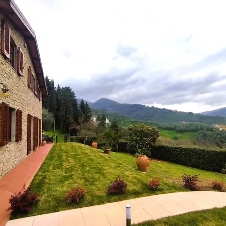 Villa Camelia Tuscany